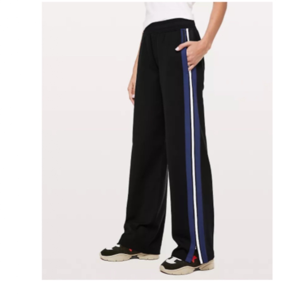 LuluLemon Cover Your Tracks Pant *31" Black Size 10